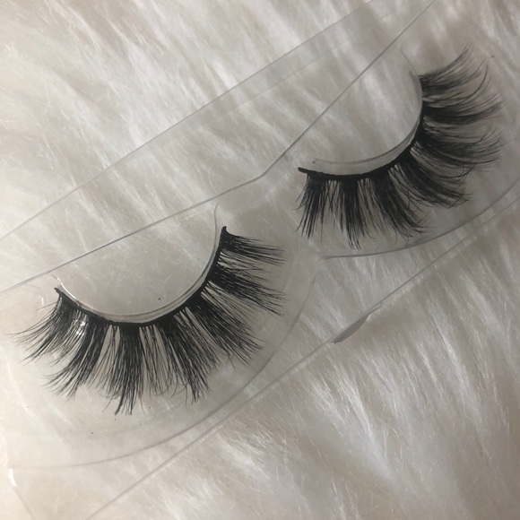 False Lashes - Picture 2 of 2